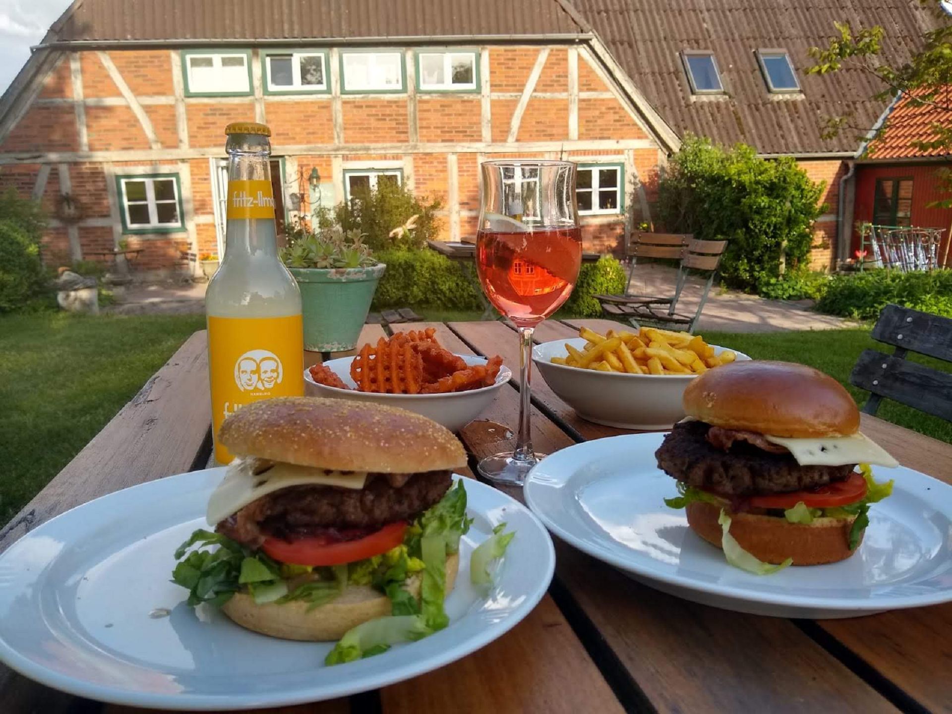 Café Uppen Barg & Swingolf in Bergrade - Hofküche